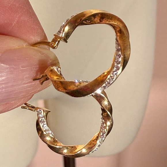 Estate vintage Gold vermeil sterling silver crystal Twist delicate hoop earrings